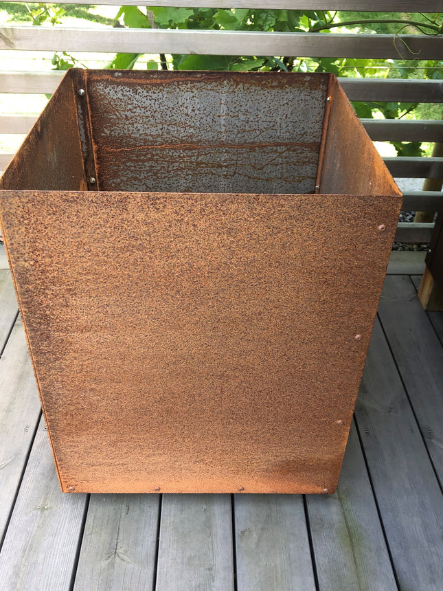 Corten Kruka m botten 450x450x550 | Stenbolaget.