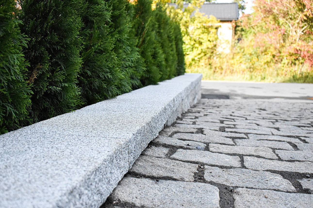 Avtäckning Bergama Granit Combi Grå 500x260x70 - Stenbolaget