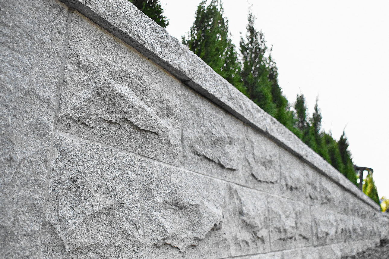 Avtäckning Bergama Granit Combi Grå 700x350x70 - Stenbolaget