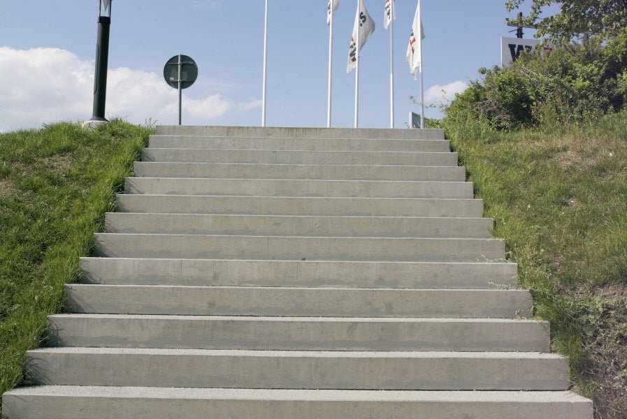 Blocksteg Grå 2500x300x150 - Stenbolaget