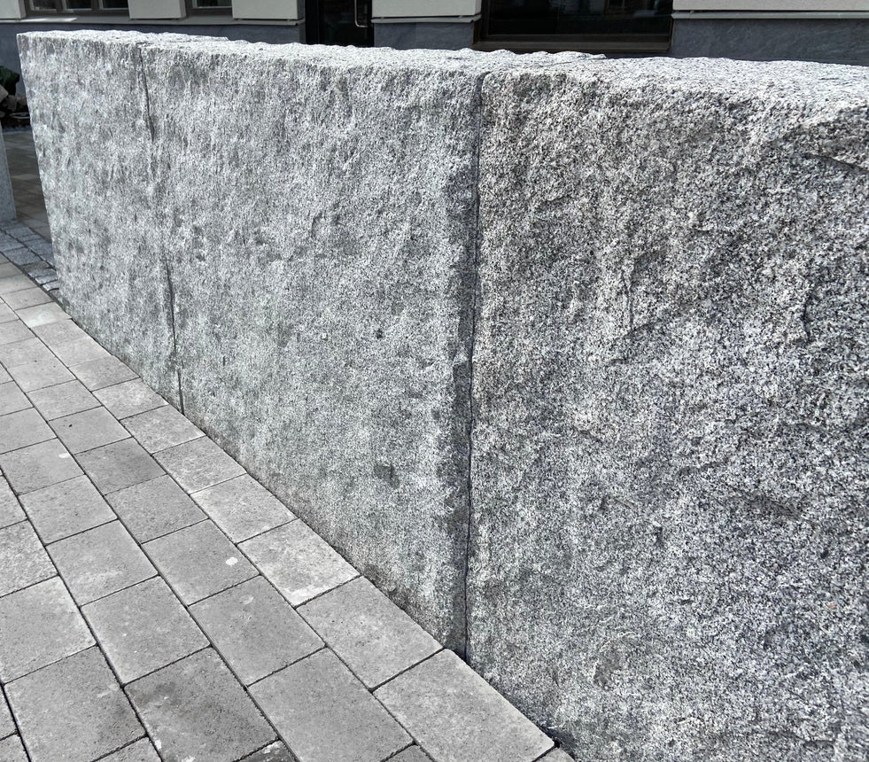 Blockstensmur Bergama Granit Rustik Grå 1000x600 - Stenbolaget