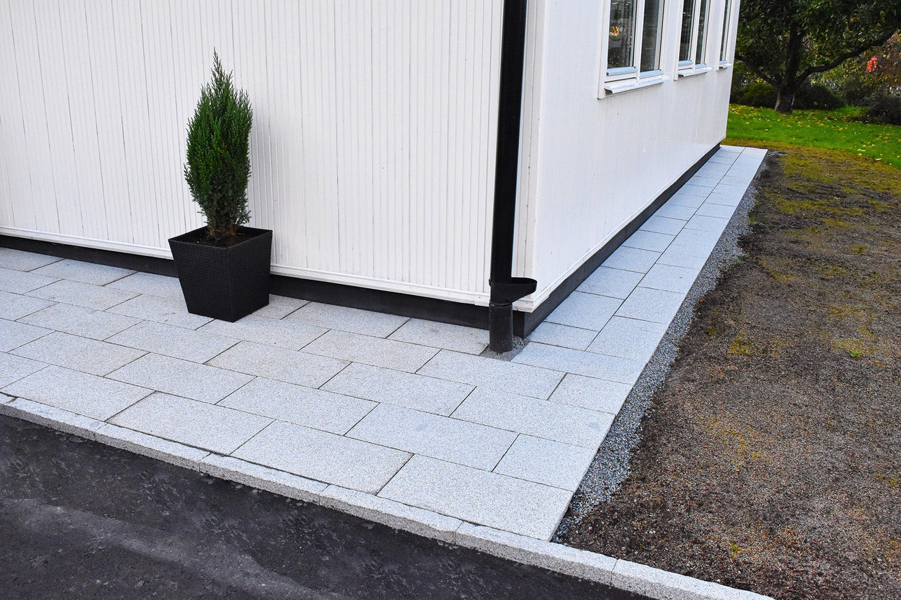 Granithäll Bergama Grå 600x300x100 - Stenbolaget