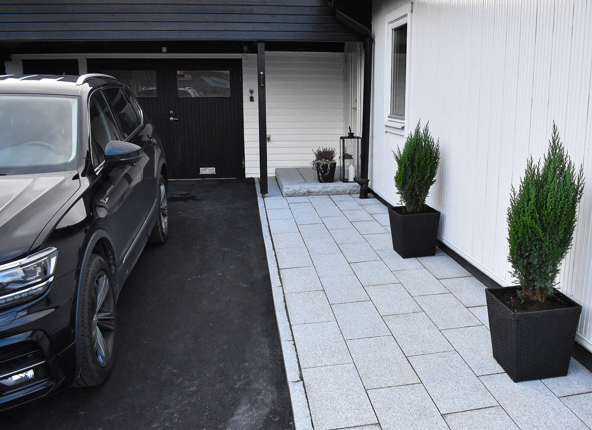 Granithäll Bergama Grå 600x300x30 - Stenbolaget