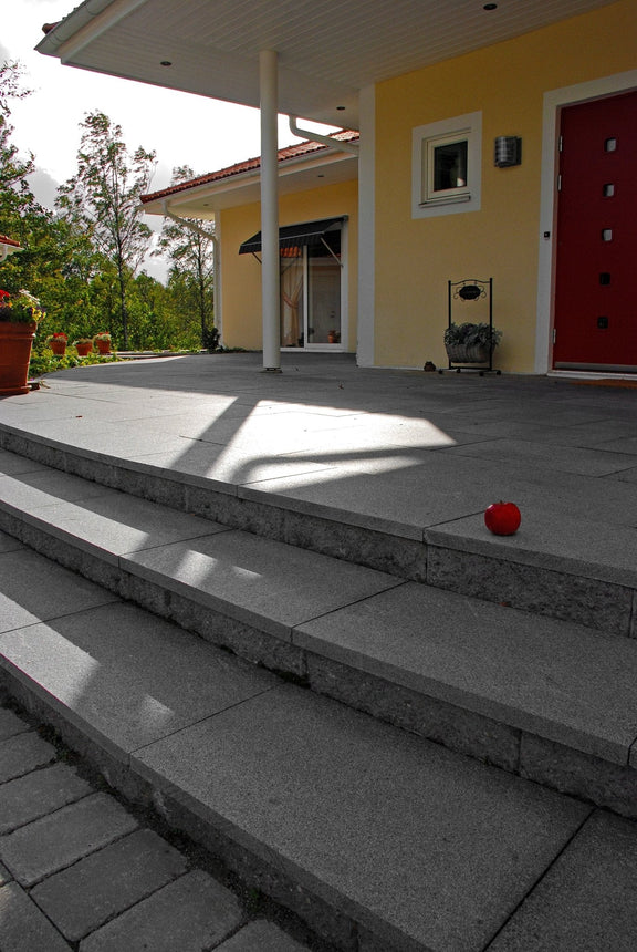 Granithäll Bohus Grå 450 - 900x300x30 - Stenbolaget