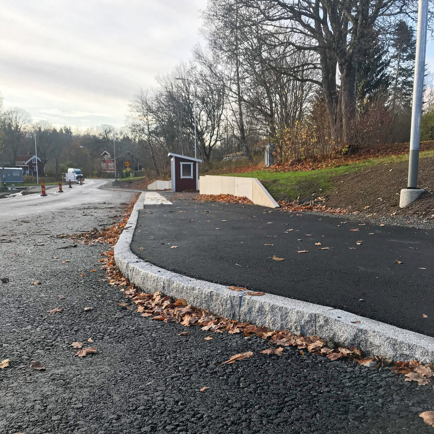 Granitkantsten Bergama RV1 Grå Radie 10,0 500 - 1100 - Stenbolaget