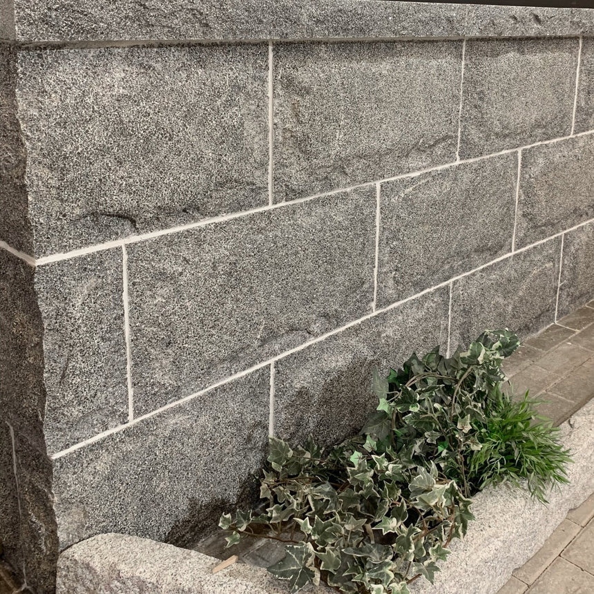 Murbeklädnad Rustik Hörn Grafitgrå 300 - Stenbolaget