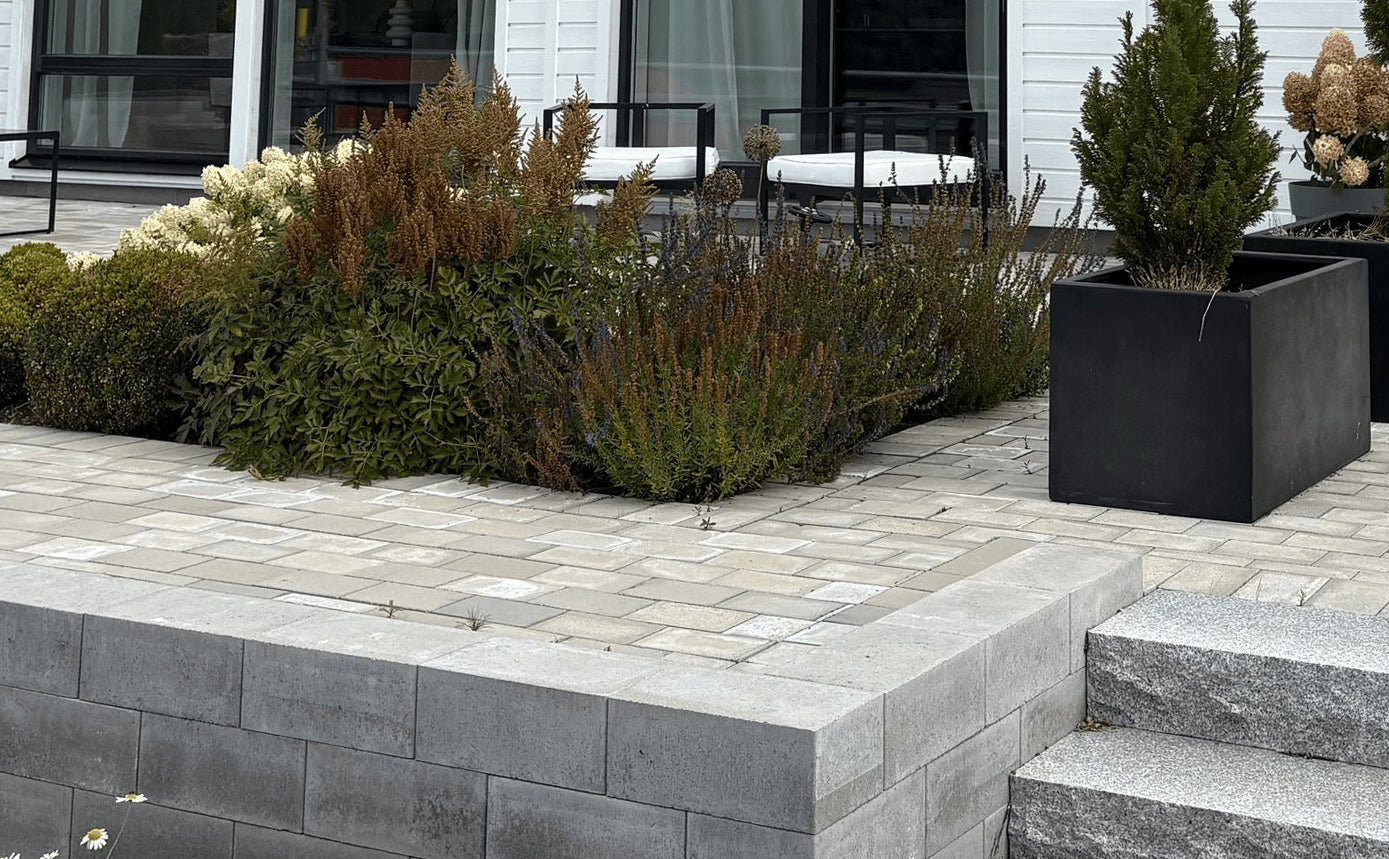 Mursten Modern Grå 420x210x140 - Stenbolaget Fristående mur - Betong