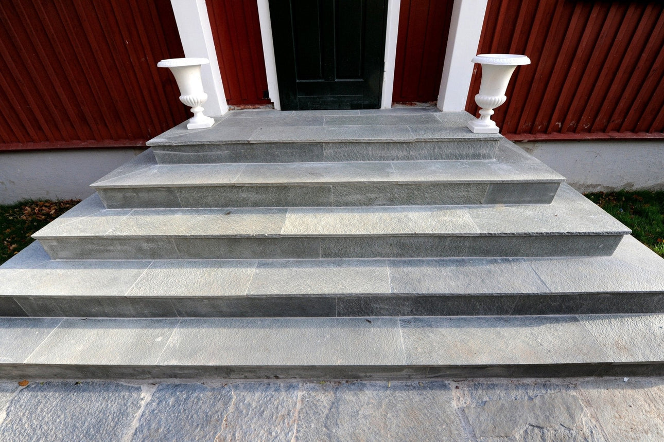 Offerdal Skiffer Trappbeklädnad 750 - 1000x300x25 - Stenbolaget