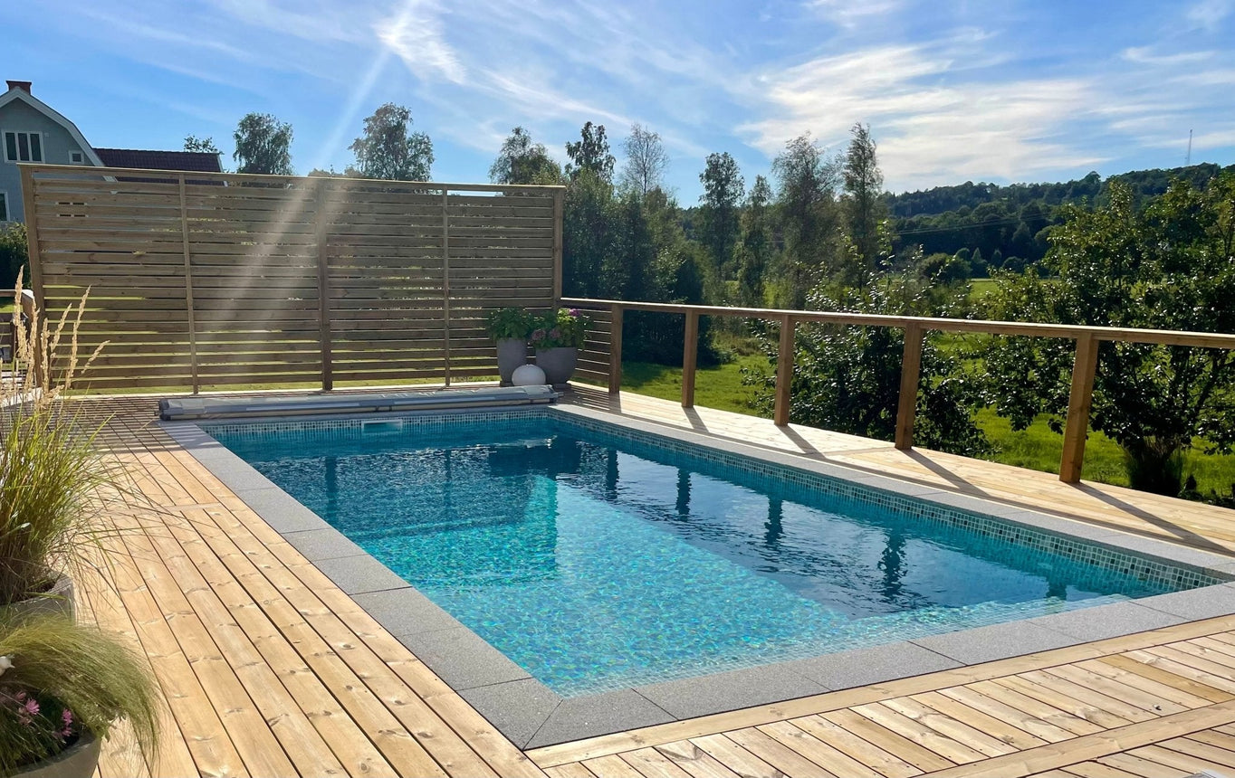 Poolsten Granit Hörn Grafitgrå 500/500x200x30 - Stenbolaget