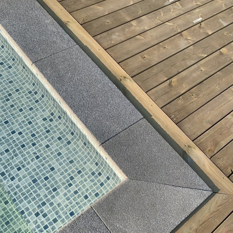 Poolsten Granit Rak Grafitgrå 500x200x30 - Stenbolaget