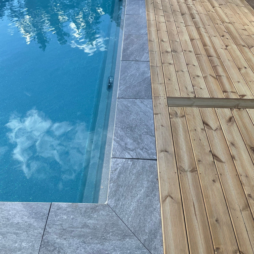 Poolsten Granitkeramik Hörn Marstrand Svart - Stenbolaget