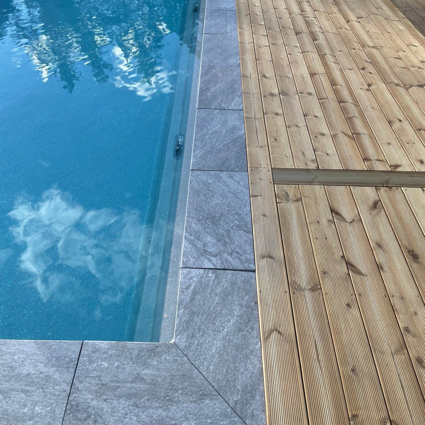 Poolsten Granitkeramik Rak Marstrand Svart - Stenbolaget