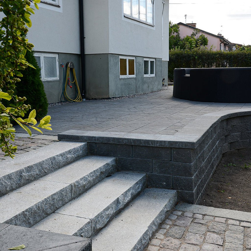 Stentrappa Bergama Granit Premium Grå 2000x350x150 - Stenbolaget