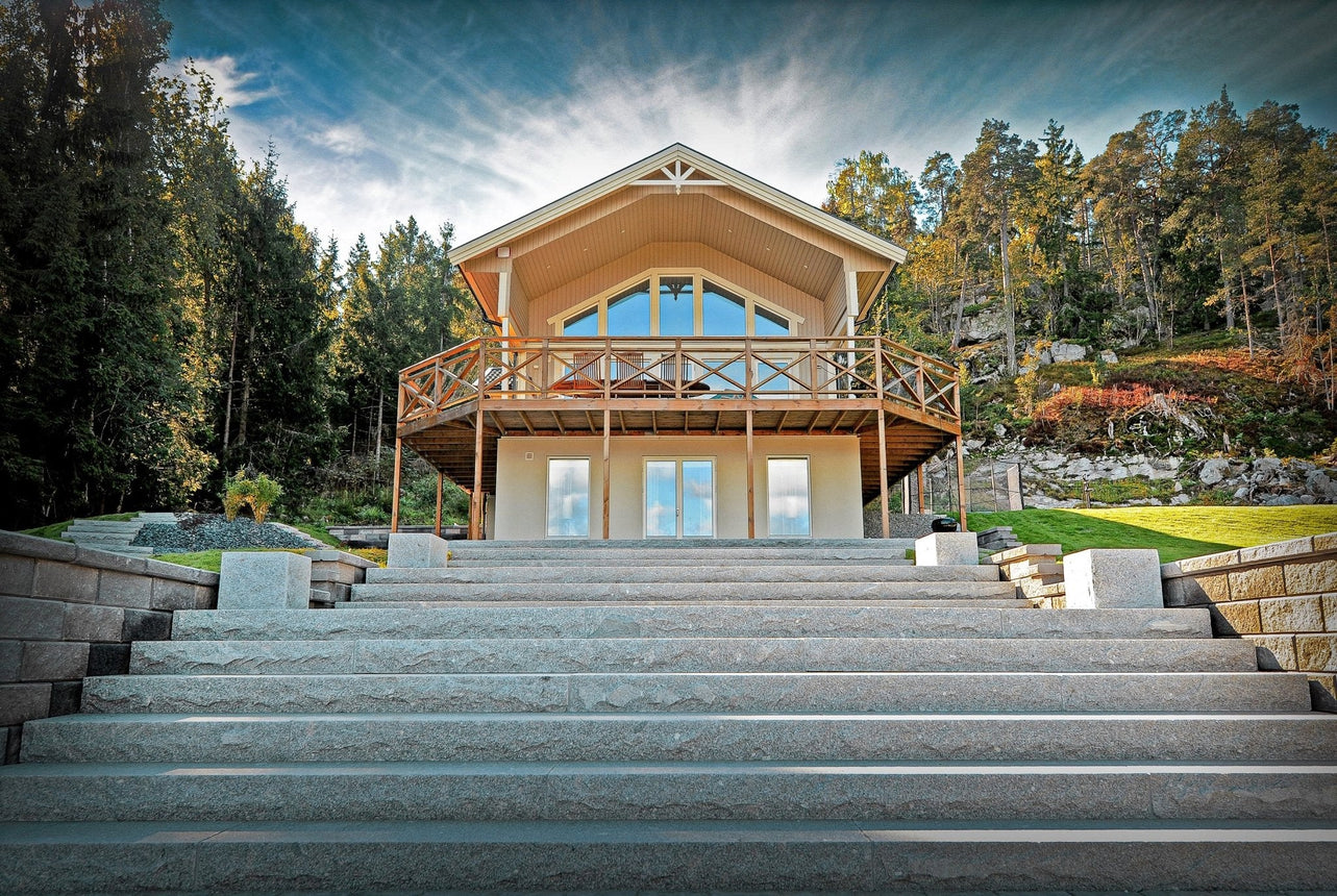 Stentrappa Bergama Granit Premium Grå 2000x350x150 - Stenbolaget