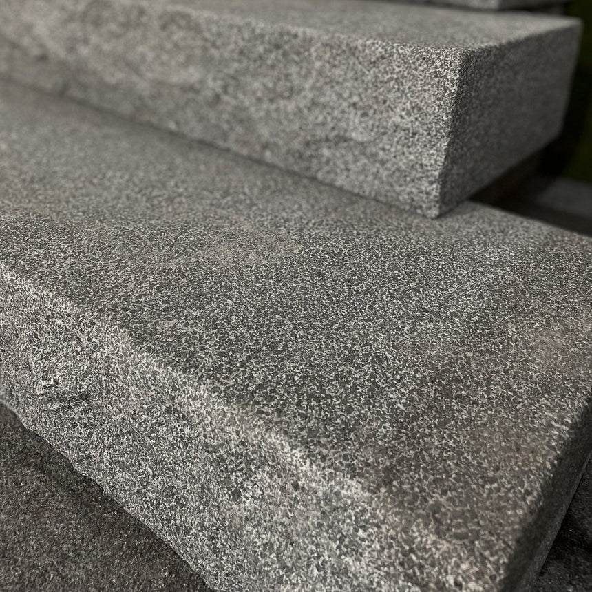 Stentrappa Granit Premium Grafitgrå 1200x350x150 - Stenbolaget