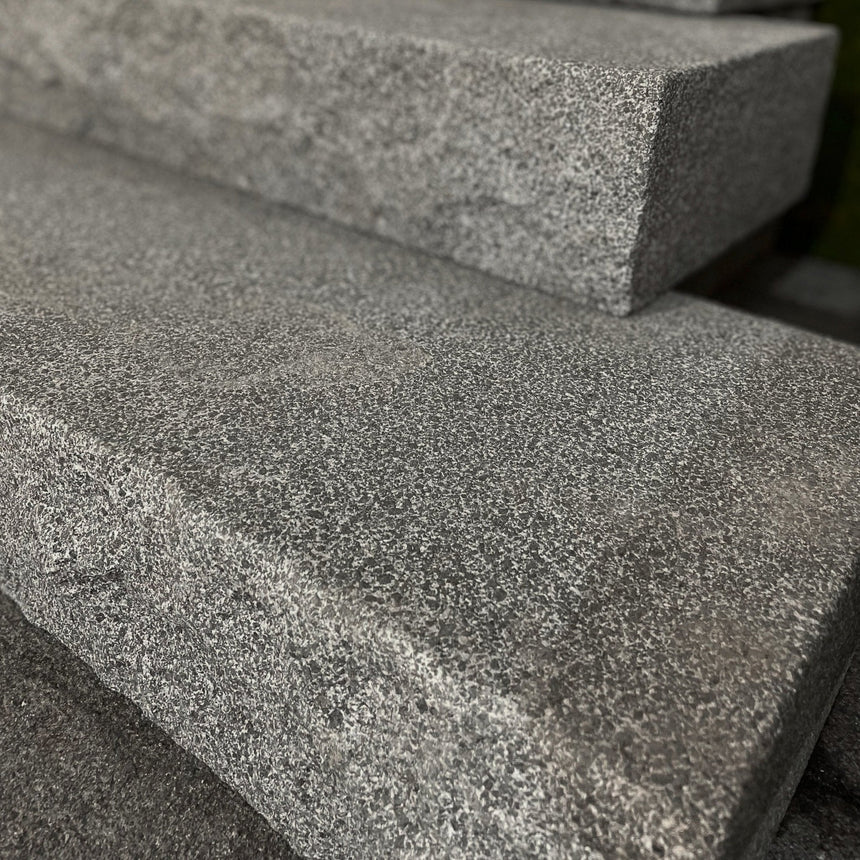 Stentrappa Granit Premium Grafitgrå 1500x350x150 - Stenbolaget