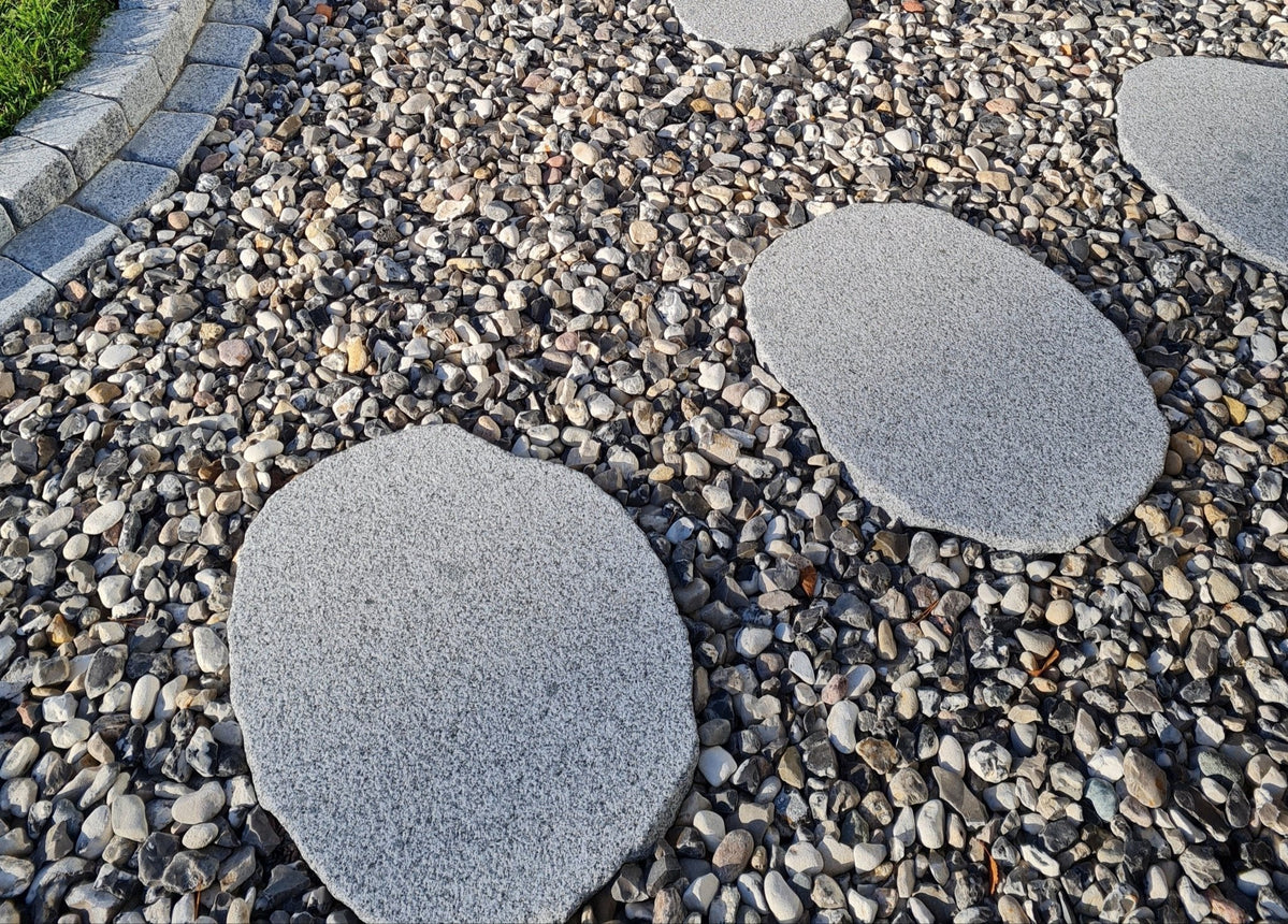 Steppingstone Bergama Granit Grå - Stenbolaget Plattor - Granit